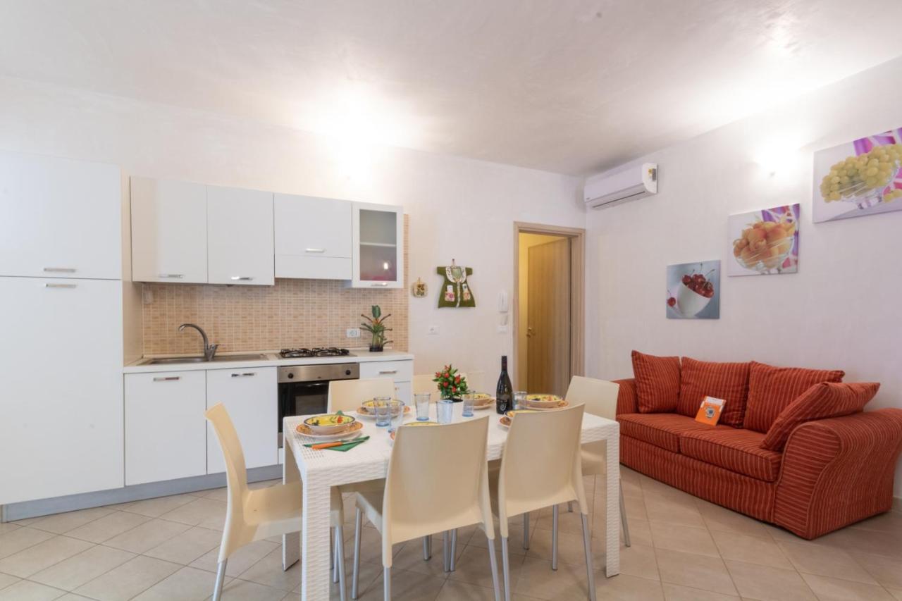 Dimore Mancaversa - Appartamento "Domus Magna" Marina di Mancaversa Exterior foto